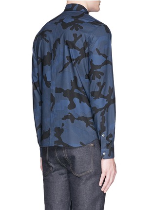 Back View - Click To Enlarge - VALENTINO GARAVANI - Camouflage print cotton poplin shirt