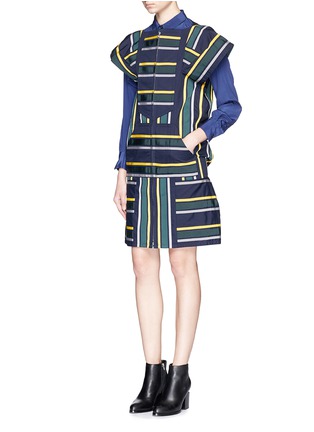 Figure View - Click To Enlarge - SACAI - Grosgrain stripe wide sleeve front zip dress