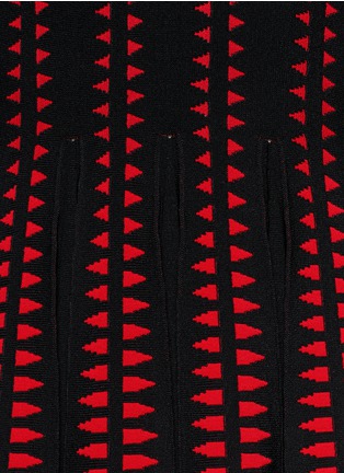 Detail View - Click To Enlarge - ALEXANDER MCQUEEN - Arrow knit dress