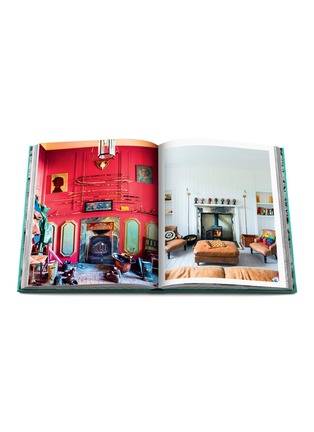 Detail View - Click To Enlarge - ASSOULINE - Chic Stays