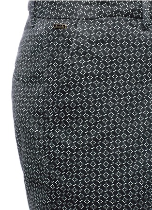 Detail View - Click To Enlarge - SCOTCH & SODA - Dot diamond print shorts