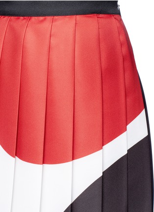 Detail View - Click To Enlarge - NEIL BARRETT - 'Eames' colourblock pleated skirt