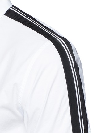 Detail View - Click To Enlarge - ALEXANDER MCQUEEN - 'Brad Pitt' grosgrain stripe stud cotton shirt