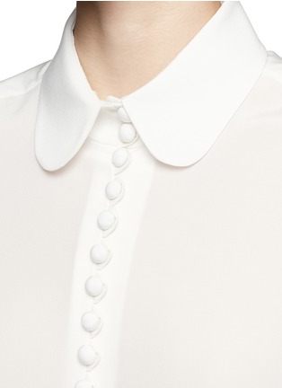 Detail View - Click To Enlarge - CHLOÉ - Peter Pan collar silk blouse