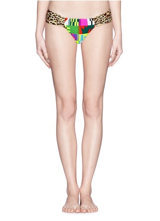 Main View - Click To Enlarge - MARA HOFFMAN - Geometric print contrast ruche side bikini bottoms