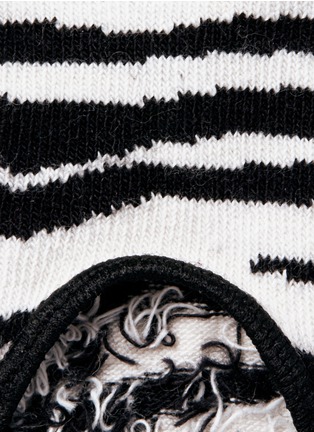Detail View - Click To Enlarge - HAPPY SOCKS - Zebra liner socks