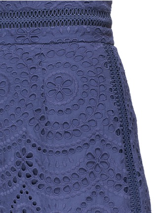 Detail View - Click To Enlarge - ZIMMERMANN - 'Paradiso' broderie anglaise cropped pants