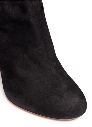 Detail View - Click To Enlarge - CHLOÉ - 'Kent' ruched suede ankle boots