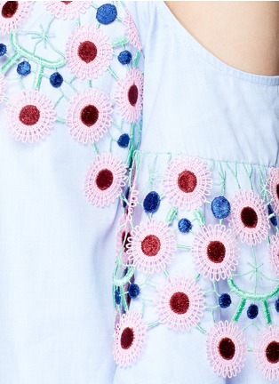 Detail View - Click To Enlarge - PETER PILOTTO - Floral crochet lace cotton cold shoulder blouse