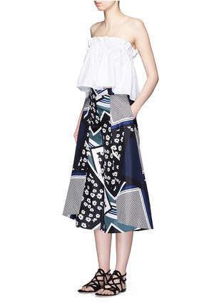 Figure View - Click To Enlarge - 72723 - Scarf colourblock print culottes