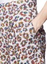 Detail View - Click To Enlarge - CHLOÉ - Leopard jacquard silk-blend pleat shorts
