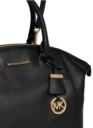 Detail View - Click To Enlarge - MICHAEL KORS - 'Riley' large pebbled leather satchel