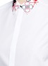 Detail View - Click To Enlarge - KENZO - 'Tanami Flower' mixed media collar poplin shirt