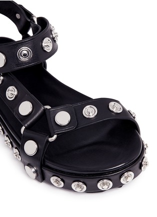 Detail View - Click To Enlarge - ALEXANDER WANG - 'Aiden' snap stud leather platform sandals