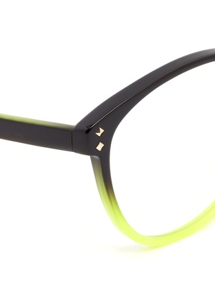 Detail View - Click To Enlarge - MATTHEW WILLIAMSON - Two-tone rounded plastic optical glasses