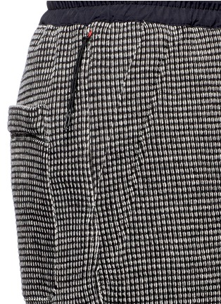 Detail View - Click To Enlarge - NLST - Bouclé knit sweat shorts
