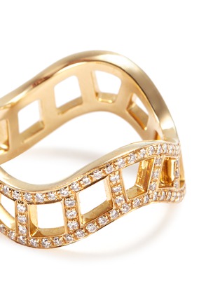 Detail View - Click To Enlarge - SOPHIE BILLE BRAHE - 'Échelle Diamant' diamond 18k yellow gold cutout wavy ring