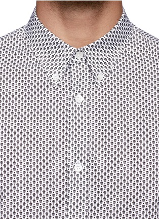 Detail View - Click To Enlarge - ALEXANDER MCQUEEN - Skull polka dot shirt