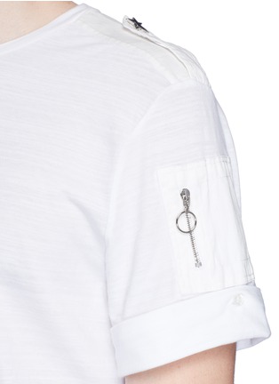 Detail View - Click To Enlarge - NEIL BARRETT - Star button epaulette slub cotton T-shirt