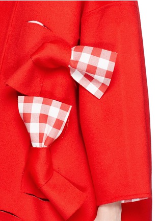 Detail View - Click To Enlarge - SHUSHU/TONG - 'Scarlet' oversize bow wool felt coat