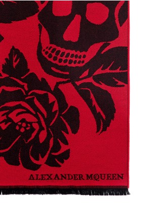 Detail View - Click To Enlarge - ALEXANDER MCQUEEN - 'Oversize Bloom Skull' wool scarf