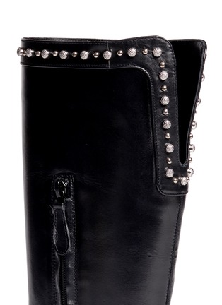 Detail View - Click To Enlarge - ALEXANDER MCQUEEN - Dome stud calfskin leather boots