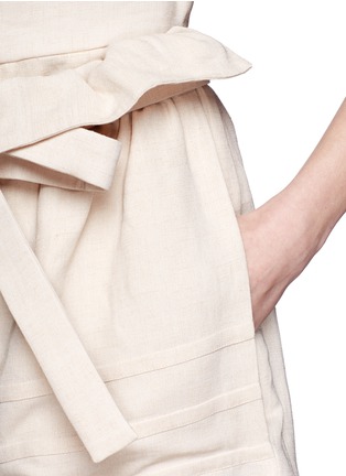 Detail View - Click To Enlarge - CHLOÉ - Linen-blend paper bag shorts