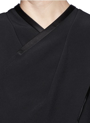 Detail View - Click To Enlarge - HAIDER ACKERMANN - Coronus cross front top