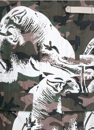 Detail View - Click To Enlarge - VALENTINO GARAVANI - Panther camouflage print hooded parka