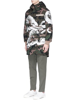 Front View - Click To Enlarge - VALENTINO GARAVANI - Panther camouflage print hooded parka