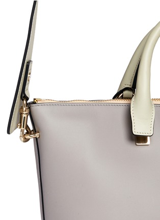 Detail View - Click To Enlarge - CHLOÉ - 'Baylee' small leather tote