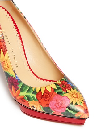 Detail View - Click To Enlarge - CHARLOTTE OLYMPIA - 'Debbie' Frida flower print leather pumps