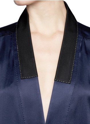 Detail View - Click To Enlarge - HAIDER ACKERMANN - Dali grosgrain trim silk shirt