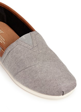 Detail View - Click To Enlarge - 90294 - 'Classic' leather trim chambray slip-ons