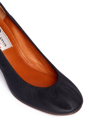 Detail View - Click To Enlarge - LANVIN - Contrast block heel leather pumps