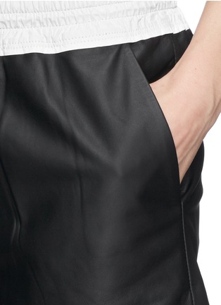 Detail View - Click To Enlarge - T BY ALEXANDER WANG - Colourblock lamb leather shorts