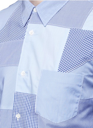 Detail View - Click To Enlarge - COMME DES GARÇONS HOMME - Gingham check patchwork chambray shirt