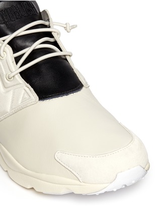 Detail View - Click To Enlarge - REEBOK - 'Furylite AFF' leather sneakers