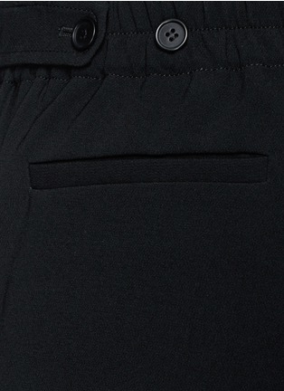 Detail View - Click To Enlarge - THEORY - 'Padra' elastic waist cropped pants