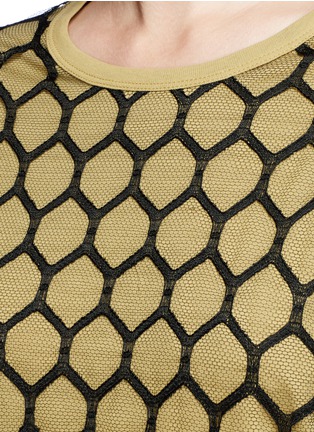 Detail View - Click To Enlarge - DRIES VAN NOTEN - 'Hajian' honeycomb lace T-shirt