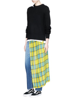 Figure View - Click To Enlarge - 72951 - Pleated check overlay jeans