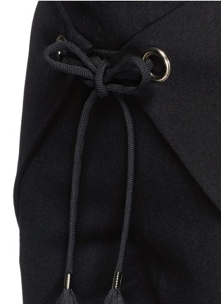 Detail View - Click To Enlarge - CYNTHIA & XIAO - Side flap paracord twill pants