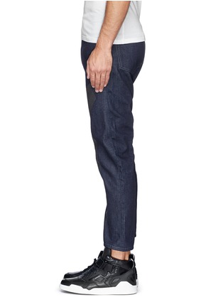 Detail View - Click To Enlarge - SIKI IM / DEN IM - 'Peg' contrast print selvedge jeans