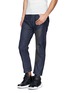 Figure View - Click To Enlarge - SIKI IM / DEN IM - 'Peg' contrast print selvedge jeans