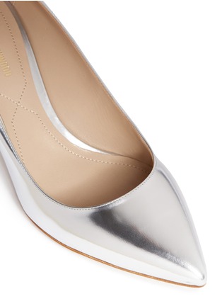 Detail View - Click To Enlarge - NICHOLAS KIRKWOOD - Triangle heel mirror leather pumps