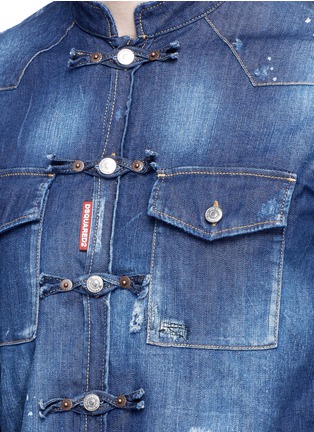 Detail View - Click To Enlarge - 71465 - Mandarin toggle distressed denim shirt