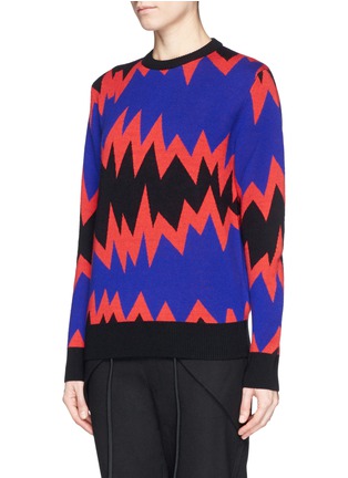 Front View - Click To Enlarge - CYNTHIA & XIAO - Zigzag intarsia knit Merino wool sweater