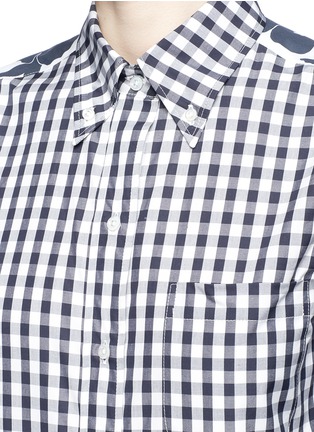 Detail View - Click To Enlarge - THOM BROWNE  - Funmix gingham and floral cotton poplin shirt