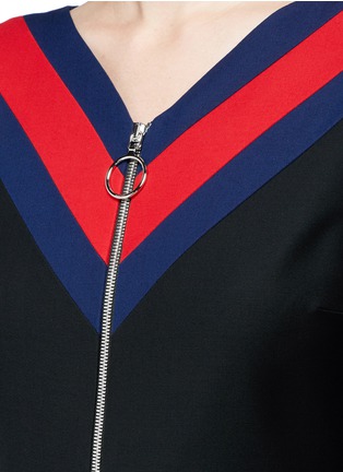 Detail View - Click To Enlarge - GUCCI - Web trim puff sleeve wool-silk zip dress
