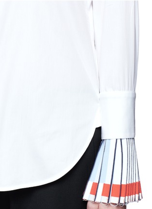 Detail View - Click To Enlarge - MRZ - Colourblock plissé pleat cuff cotton shirt